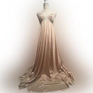 Vintage 60/70 Miss Elaine Night gown and Robe  In nude and size MEDIUM IN EUC